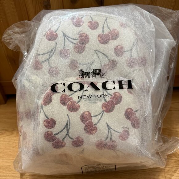 🍒 Coach Court Backpack With Cherry Print - Picture 6 of 8